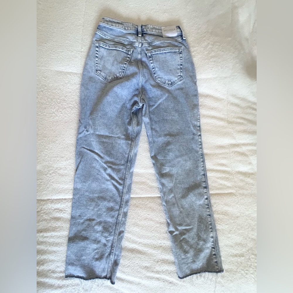 Hollister Women's Curvy Ultra High-Rise Vintage Straight Jeans Size 1R